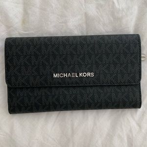 Michael Kors Tri-Fold Leather Wallet